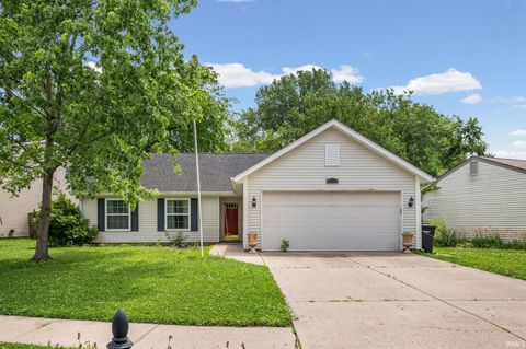Photo of 2705 Portsmouth Drive, Lafayette, IN 47909 (MLS # 202624337)