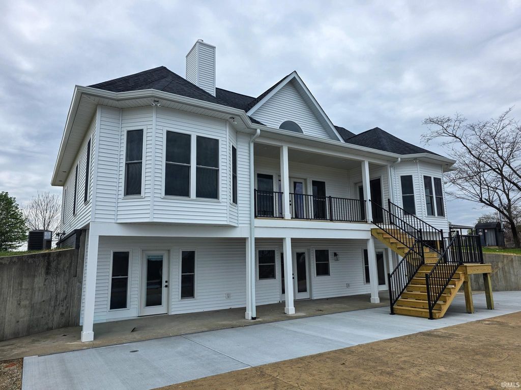 Photo of 8247 E State Road 54, Bloomfield, IN 47424 (MLS # 202545167)