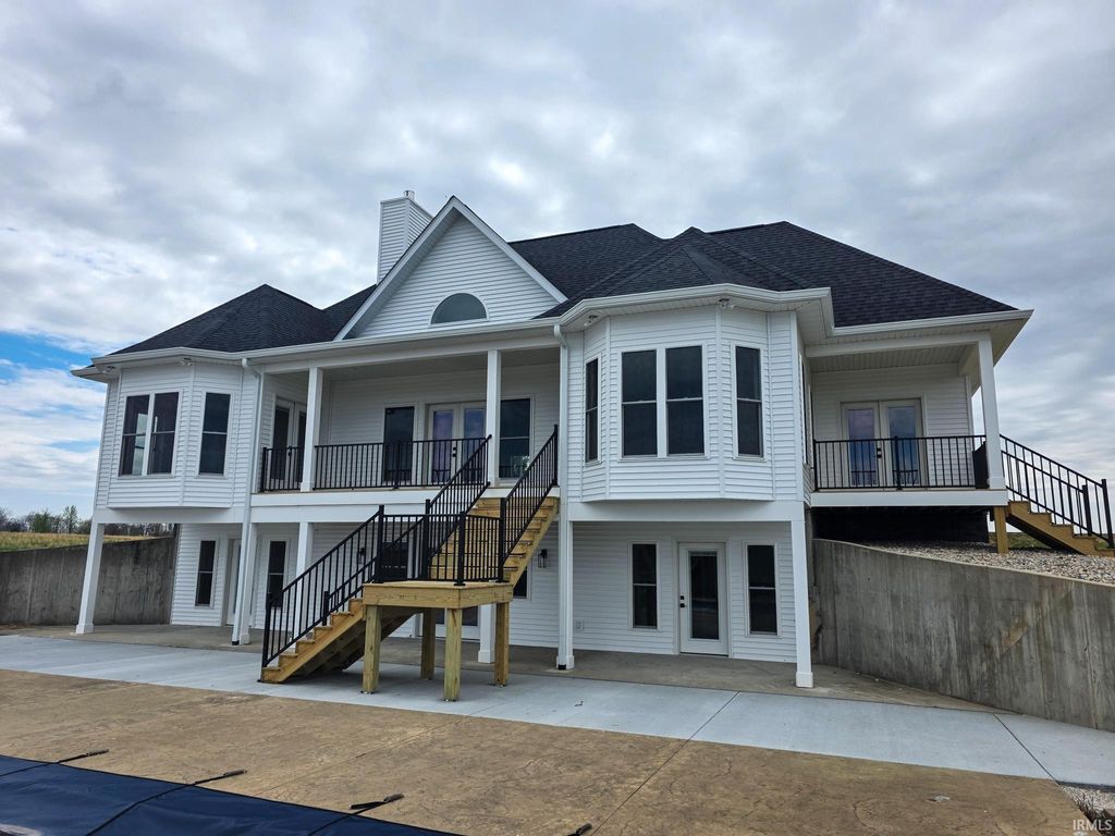 Photo of 8247 E State Road 54, Bloomfield, IN 47424 (MLS # 202545167)