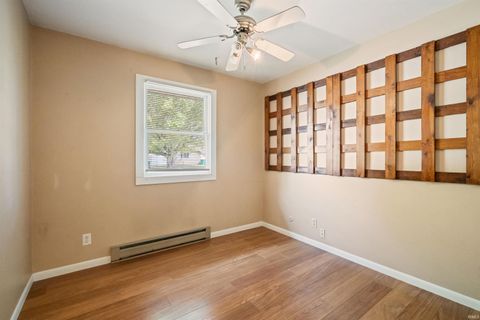 Tiny photo for 611 Elliott Court, Greentown, IN 46936 (MLS # 202542478)