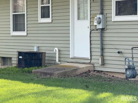 Tiny photo for 641 Crown Hill E Drive, Wabash, IN 46992 (MLS # 202612333)