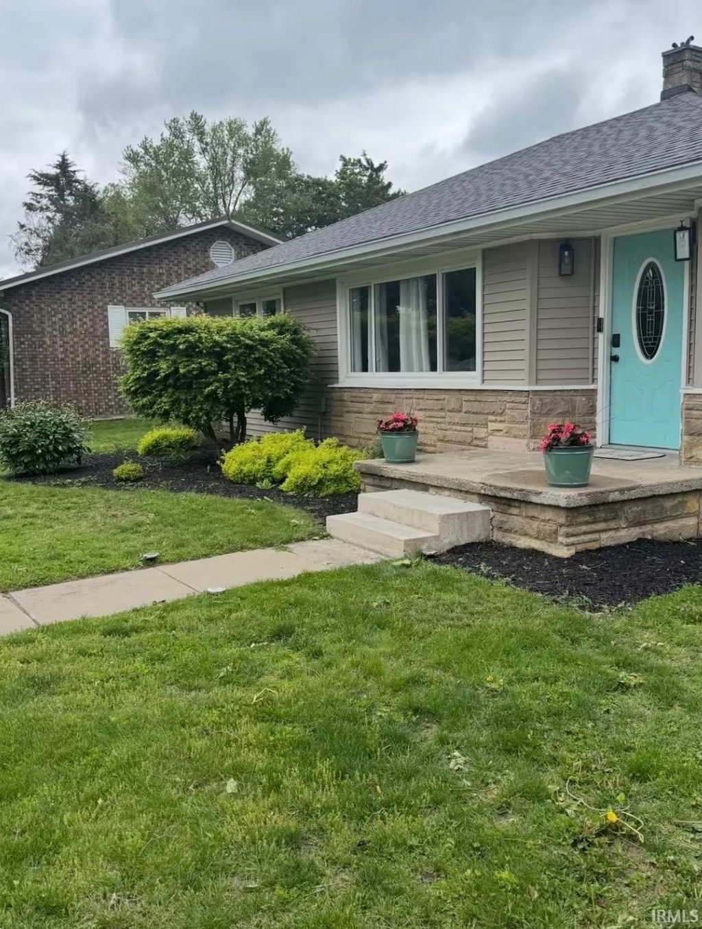 Photo of 10690 N Brown Street, Syracuse, IN 46567 (MLS # 202619909)