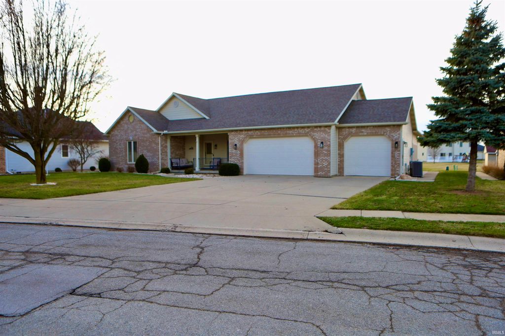 Photo of 1495 W Crane Pond Drive, Marion, IN 46952 (MLS # 202602025)