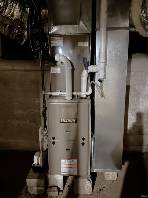 Tiny photo for 2551 E 900 N, Crawfordsville, IN 47933 (MLS # 202605683)