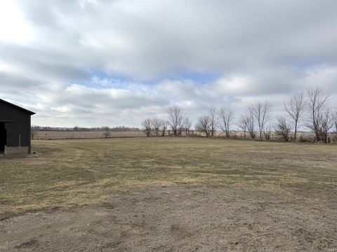 Tiny photo for 2551 E 900 N, Crawfordsville, IN 47933 (MLS # 202605683)