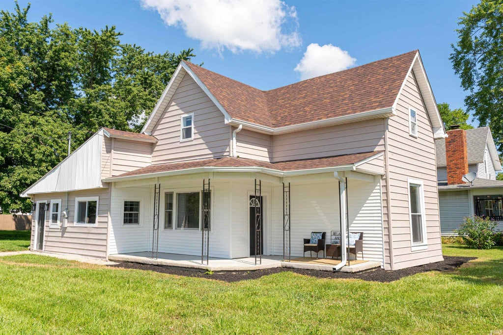 Photo of 206 N Fulton Street, Parker City, IN 47368 (MLS # 202631607)