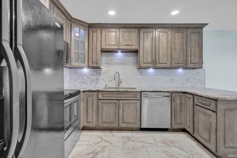 Tiny photo for 500 Greentree Drive #11, Bedford, IN 47421 (MLS # 202610270)