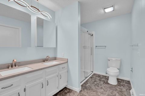Tiny photo for 500 Greentree Drive #11, Bedford, IN 47421 (MLS # 202610270)
