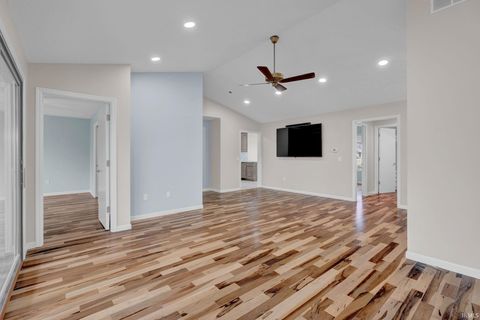 Tiny photo for 500 Greentree Drive #11, Bedford, IN 47421 (MLS # 202610270)