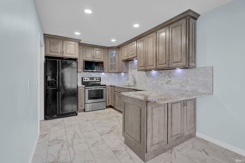 Tiny photo for 500 Greentree Drive #11, Bedford, IN 47421 (MLS # 202610270)