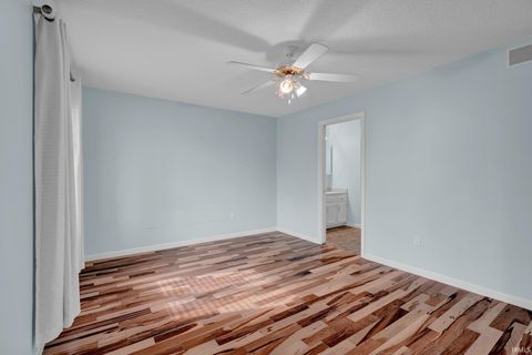 Tiny photo for 500 Greentree Drive #11, Bedford, IN 47421 (MLS # 202610270)
