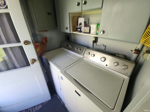 Tiny photo for 2516 Stadium Drive, Logansport, IN 46947 (MLS # 202612981)