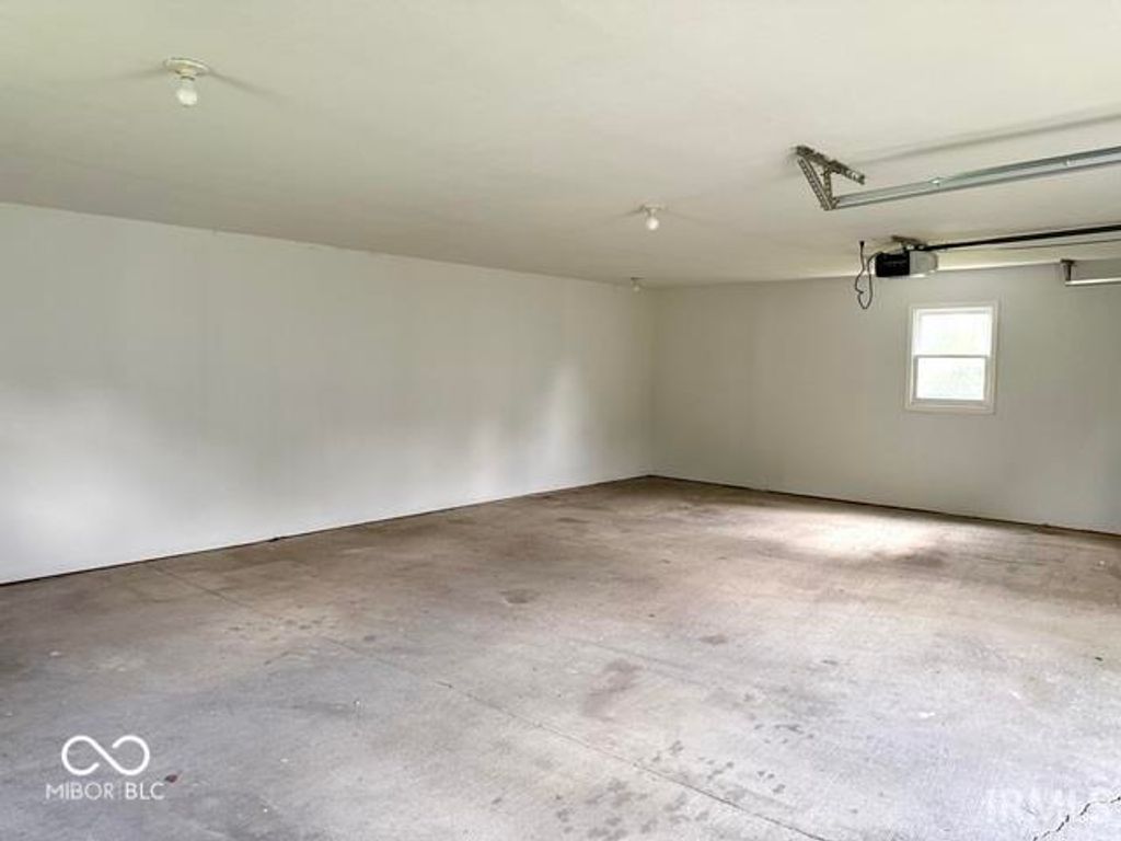 Photo of 405 E Cowing Drive, Muncie, IN 47303 (MLS # 202613689)