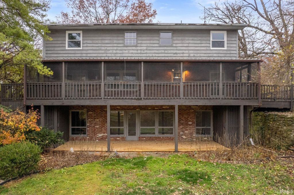 Photo of 2508 W Twickingham Drive, Muncie, IN 47304 (MLS # 202547896)