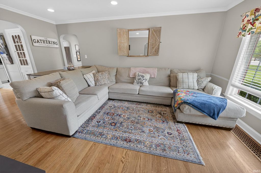 Photo of 3410 Harmony Way, Evansville, IN 47720 (MLS # 202619066)