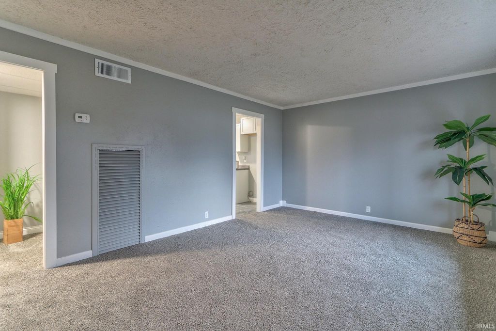 Photo of 4813 Sherbrooke Road, Evansville, IN 47710 (MLS # 202549860)