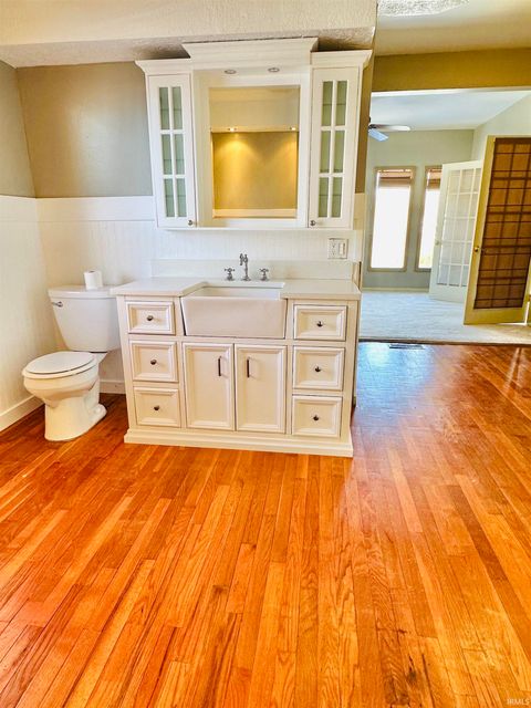 Tiny photo for 8812 W Mill Road, Yorktown, IN 47396 (MLS # 202545498)