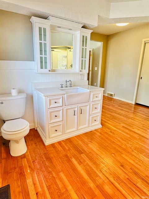 Tiny photo for 8812 W Mill Road, Yorktown, IN 47396 (MLS # 202545498)