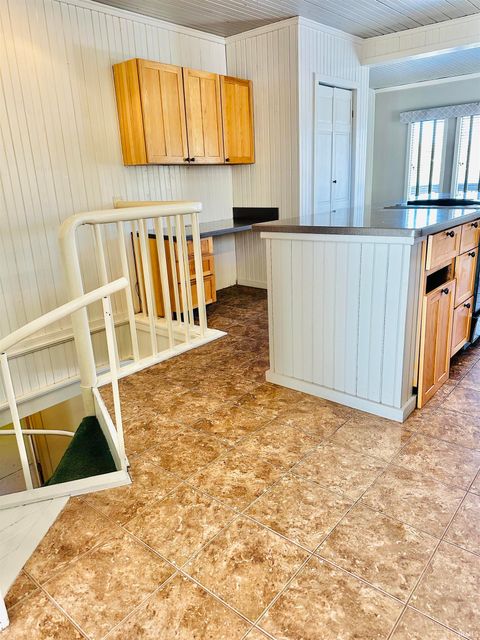 Tiny photo for 8812 W Mill Road, Yorktown, IN 47396 (MLS # 202545498)