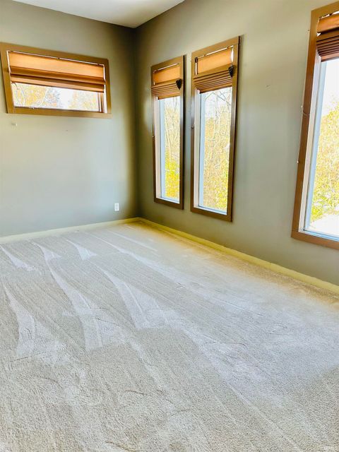 Tiny photo for 8812 W Mill Road, Yorktown, IN 47396 (MLS # 202545498)