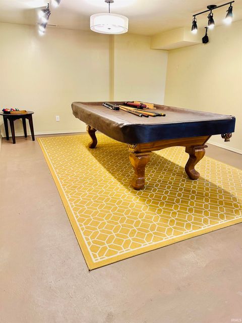 Tiny photo for 8812 W Mill Road, Yorktown, IN 47396 (MLS # 202545498)