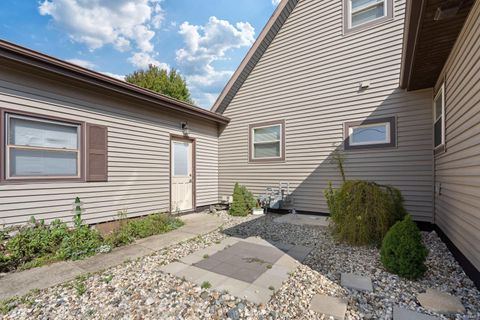 Tiny photo for 2014 FORDS Court, Rochester, IN 46975 (MLS # 202506977)