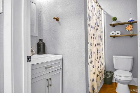 Tiny photo for 1219 9th Street, Bedford, IN 47421 (MLS # 202605709)