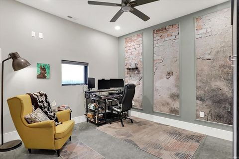 Tiny photo for 8257 S Country Road 1075, Charlottesville, IN 46117 (MLS # 202546908)