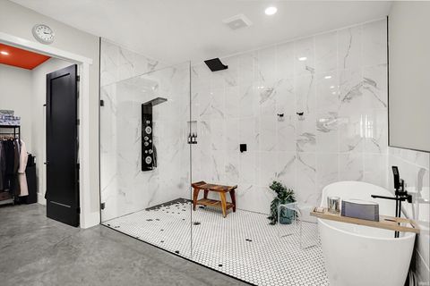 Tiny photo for 8257 S Country Road 1075, Charlottesville, IN 46117 (MLS # 202546908)