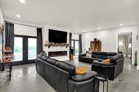 Tiny photo for 8257 S Country Road 1075, Charlottesville, IN 46117 (MLS # 202546908)