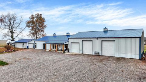 Tiny photo for 8257 S Country Road 1075, Charlottesville, IN 46117 (MLS # 202546908)