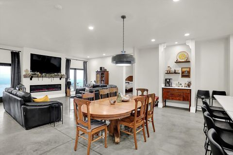 Tiny photo for 8257 S Country Road 1075, Charlottesville, IN 46117 (MLS # 202546908)