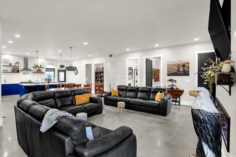 Tiny photo for 8257 S Country Road 1075, Charlottesville, IN 46117 (MLS # 202546908)