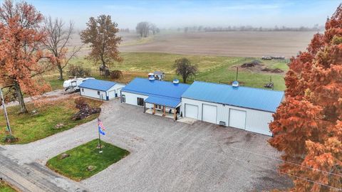 Tiny photo for 8257 S Country Road 1075, Charlottesville, IN 46117 (MLS # 202546908)