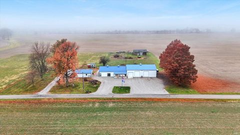 Tiny photo for 8257 S Country Road 1075, Charlottesville, IN 46117 (MLS # 202546908)