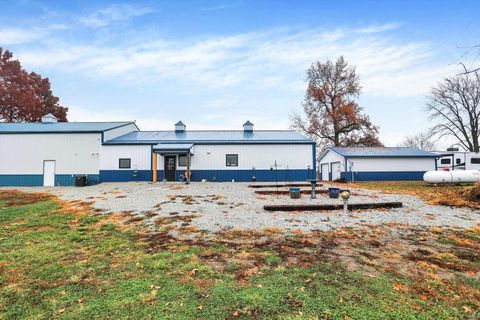 Tiny photo for 8257 S Country Road 1075, Charlottesville, IN 46117 (MLS # 202546908)