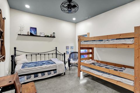 Tiny photo for 8257 S Country Road 1075, Charlottesville, IN 46117 (MLS # 202546908)