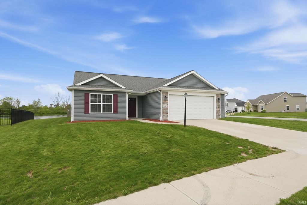 Photo of 12877 Slash Pass, Fort Wayne, IN 46818 (MLS # 202615640)