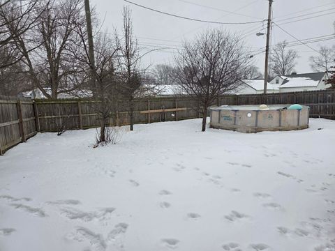 Tiny photo for 1214 E Jefferson Street, Rochester, IN 46975 (MLS # 202603750)