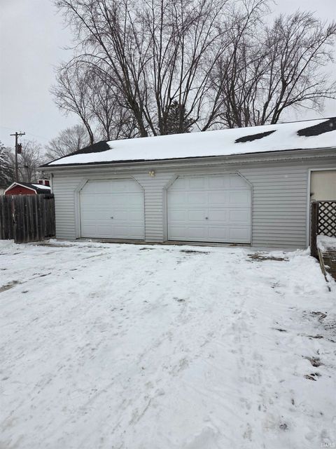 Tiny photo for 1214 E Jefferson Street, Rochester, IN 46975 (MLS # 202603750)