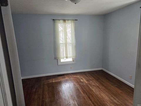 Tiny photo for 1214 E Jefferson Street, Rochester, IN 46975 (MLS # 202603750)