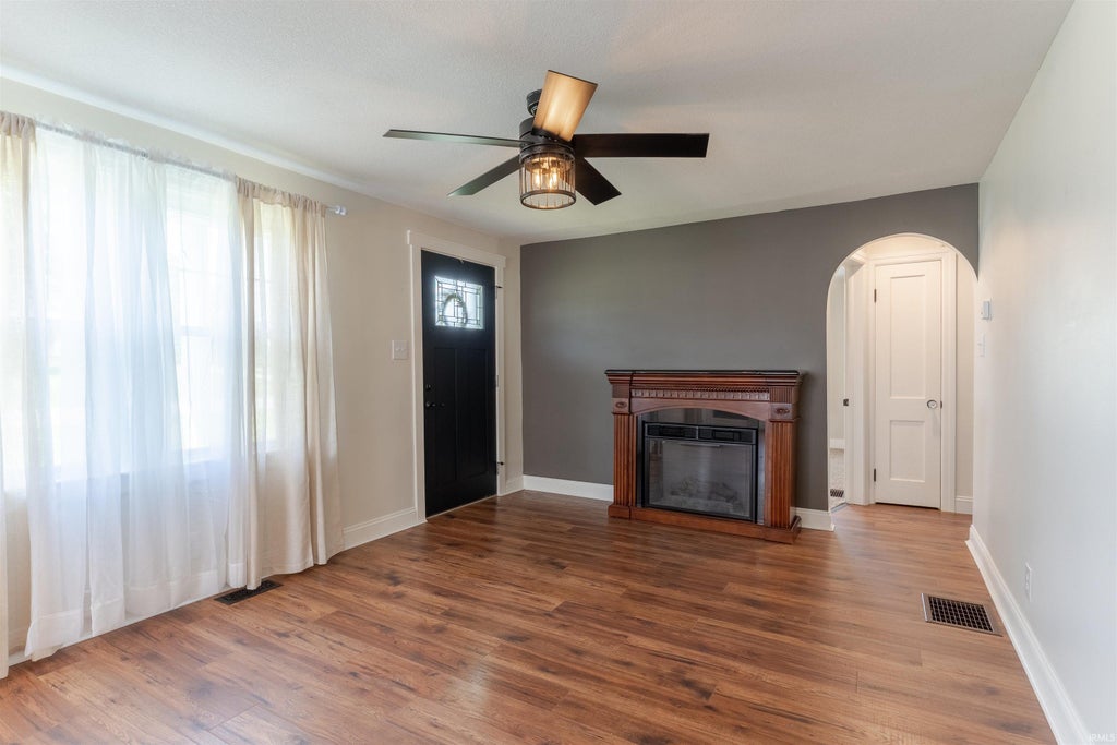 Photo of 2511 Saint George Road, Evansville, IN 47711 (MLS # 202621401)