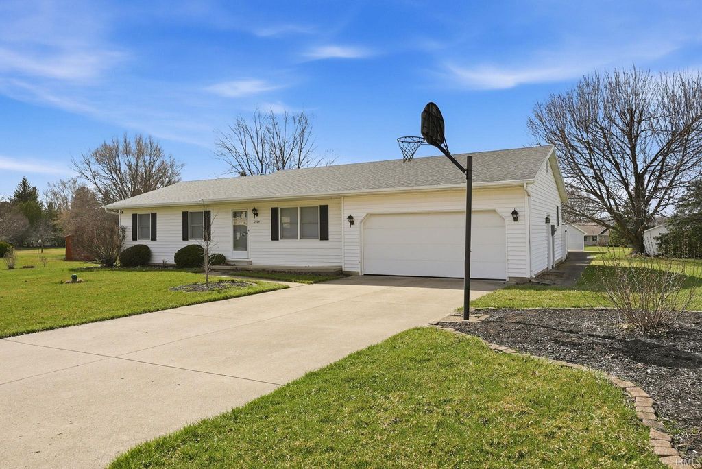 Photo of 2704 Huffman Street, Winona Lake, IN 46590 (MLS # 202608464)
