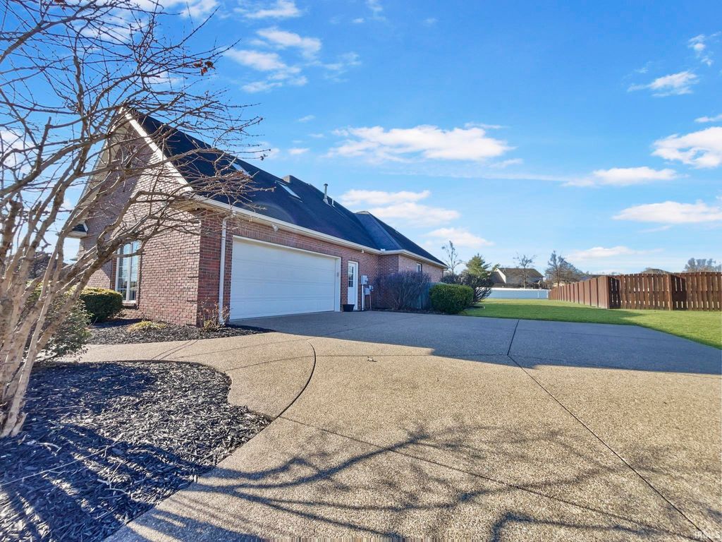 Photo of 2433 Briarcliff Drive, Newburgh, IN 47630 (MLS # 202601237)