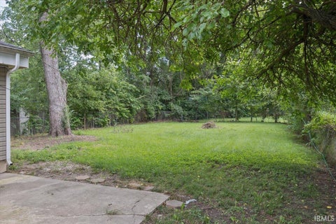 Tiny photo for 2509 Elk Street, Lafayette, IN 47904 (MLS # 202634402)