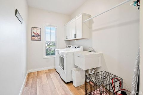 Tiny photo for 2042 Oak Leaf Court, Kokomo, IN 46902 (MLS # 202540379)