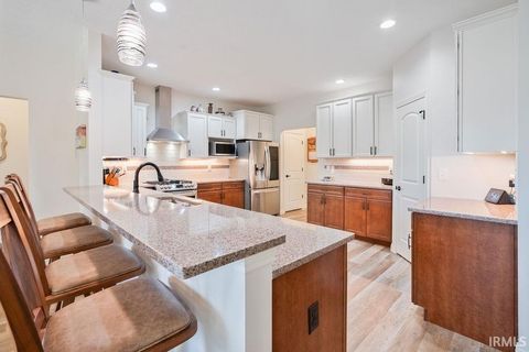Tiny photo for 2042 Oak Leaf Court, Kokomo, IN 46902 (MLS # 202540379)