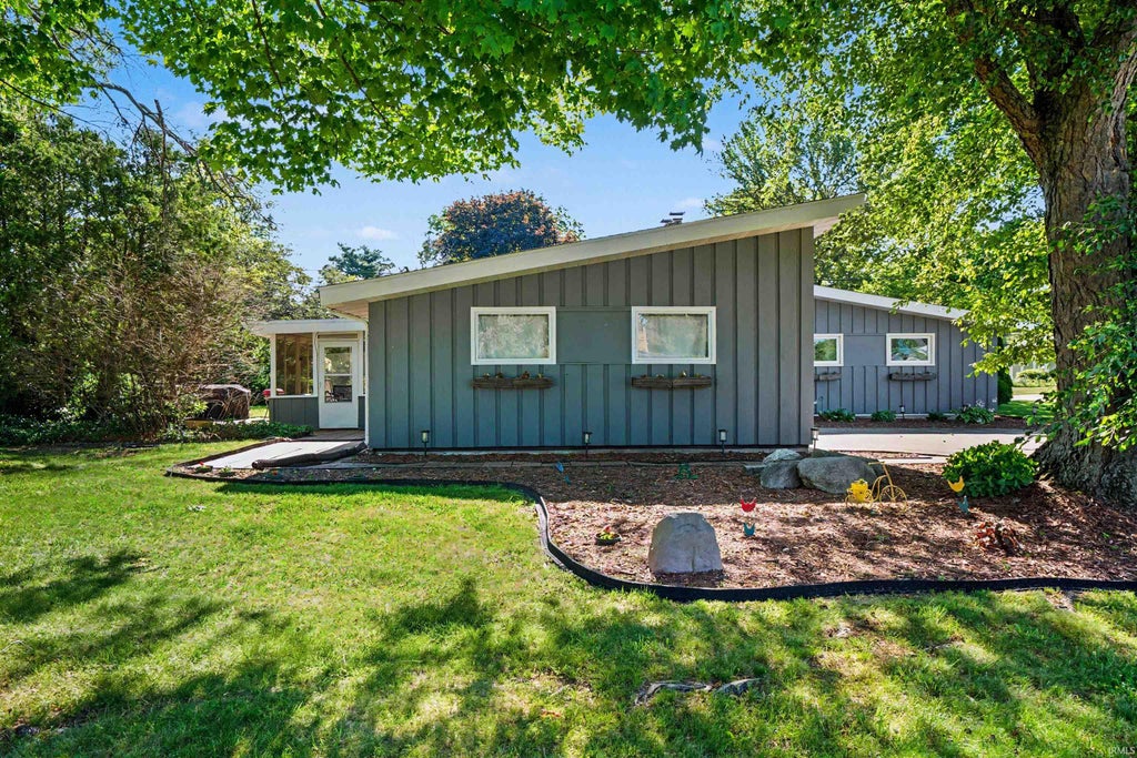 Photo of 52846 Swanson Drive, South Bend, IN 46635 (MLS # 202633851)