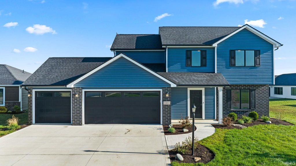 Photo of 1410 Bear Hollow Drive, Huntertown, IN 46748 (MLS # 202614109)