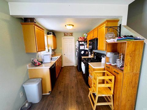 Tiny photo for 3021 Peebleshire Lane, Lafayette, IN 47909 (MLS # 202608794)